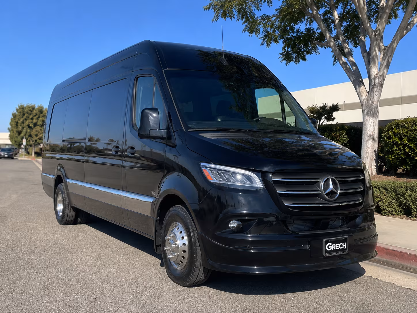 Hollywood Corporate Transportation party bus exterior