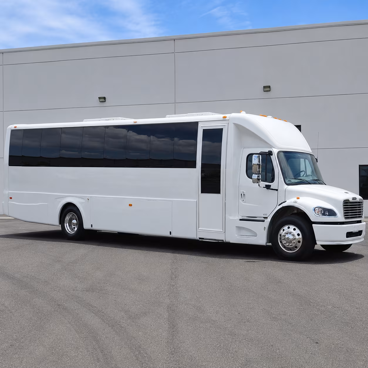 Hollywood Prom & Homecoming Transportation party bus exterior
