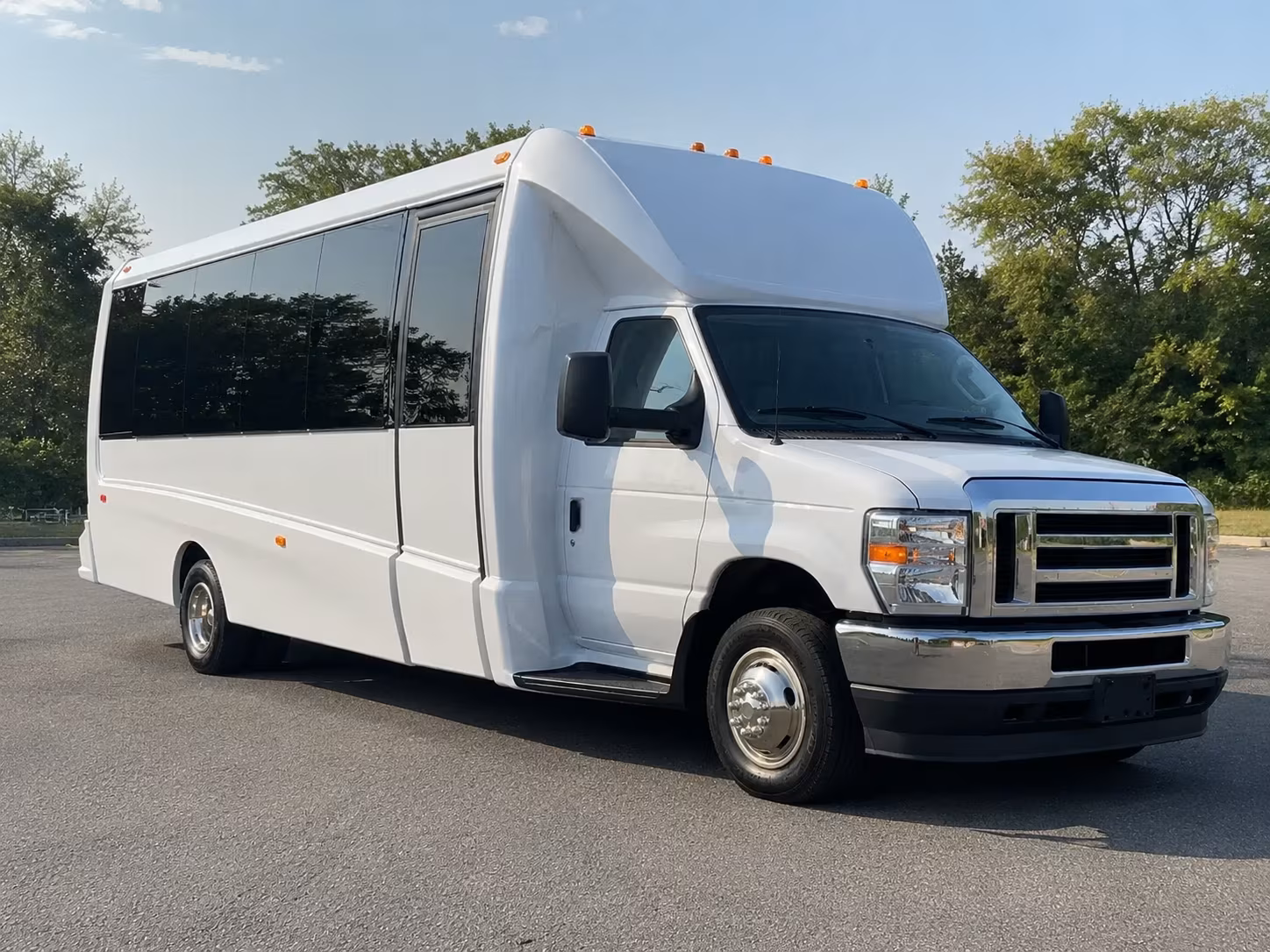Hollywood Prom & Homecoming Transportation party bus exterior