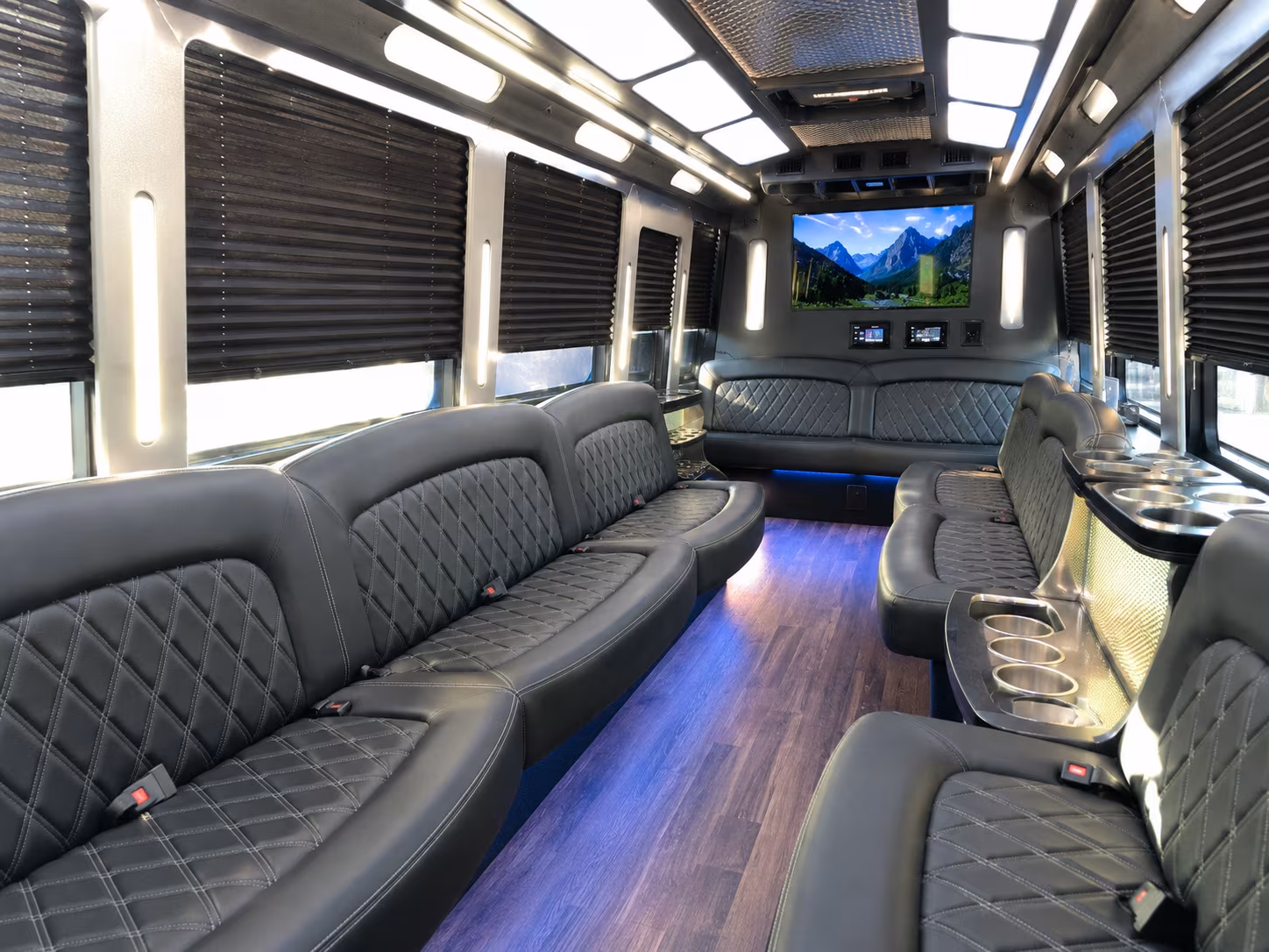 Hollywood Prom & Homecoming Transportation group transportation