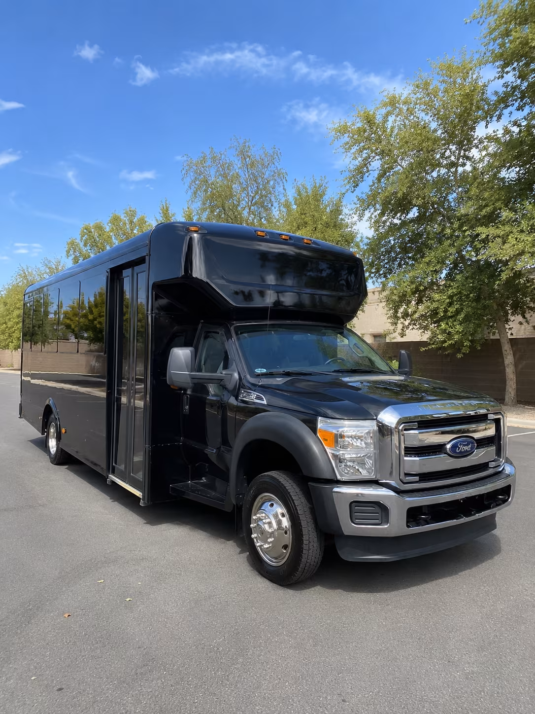 Hollywood Sporting Event Transportation group transportation